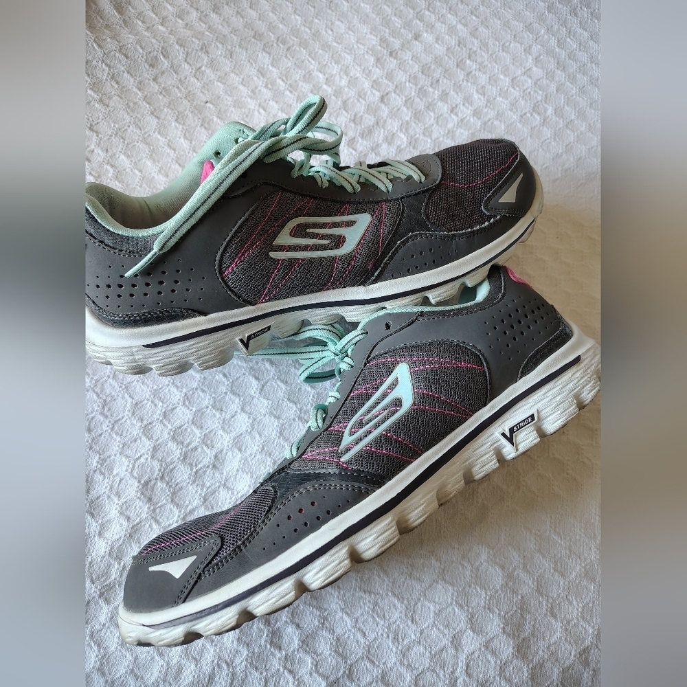 Skechers Go Wallk 2 Flash Women's Gray and Pink Athletic Shoes Size 11 - Picture 10 of 10